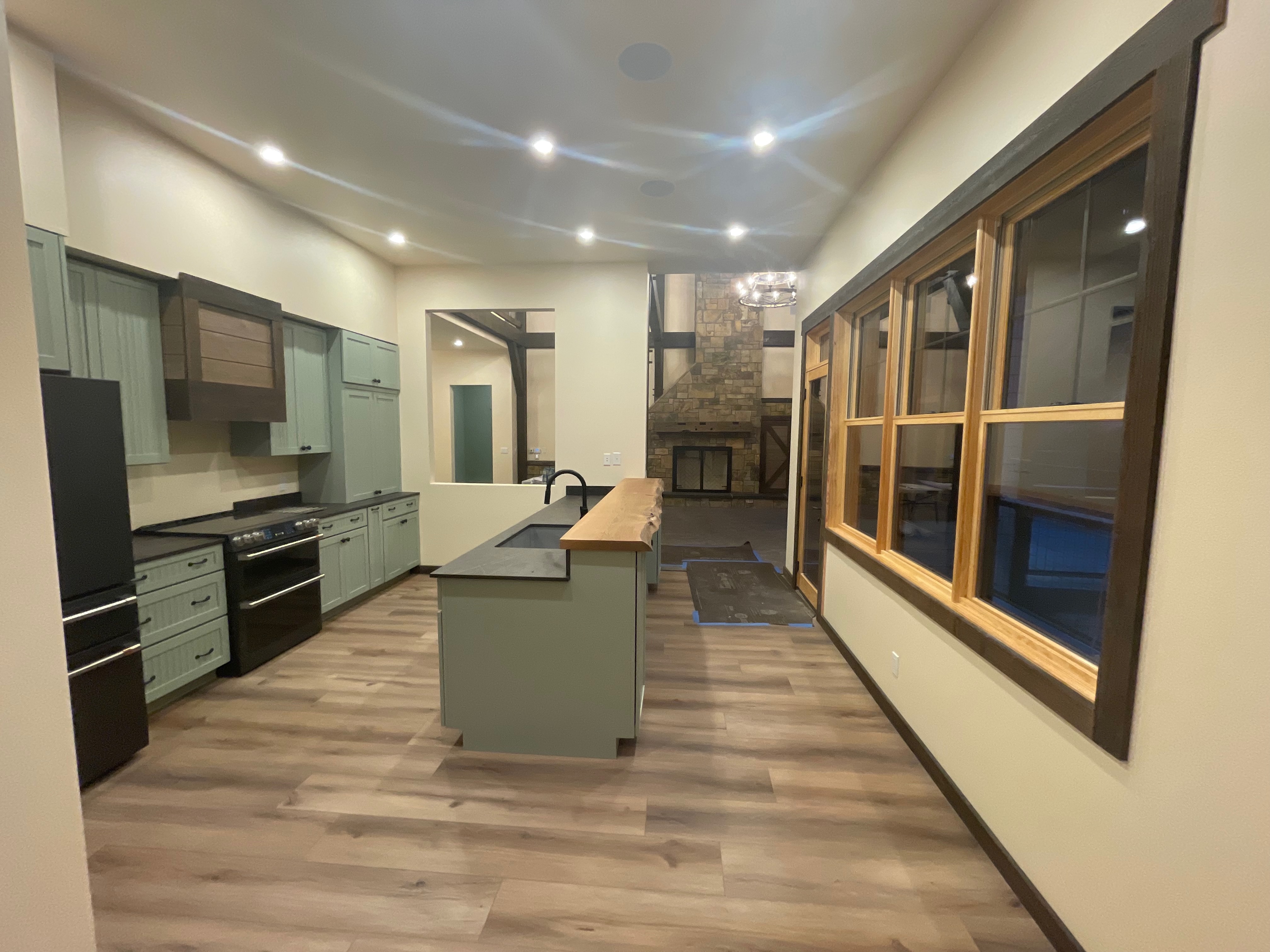 Scott Family Residence — lodge-style interior